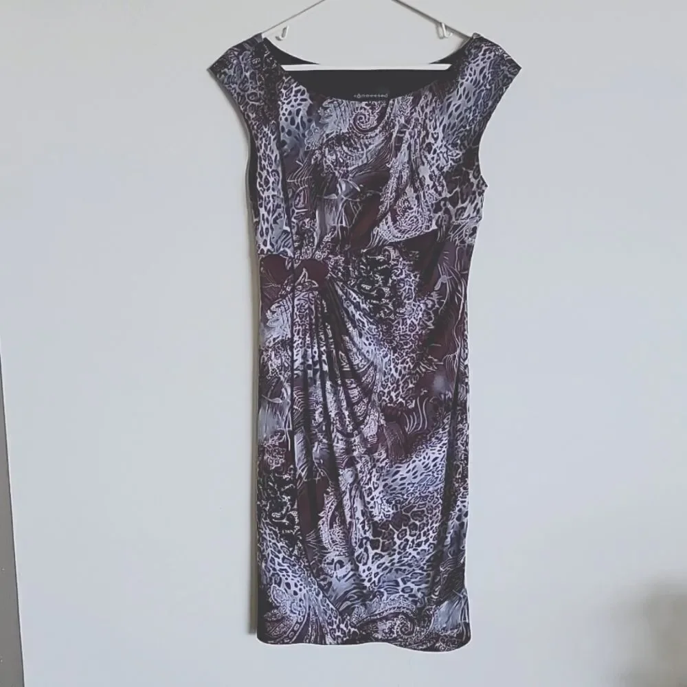 Connected wrap dress. Size 8P. Brown, blue animal print - Picture 1 of 7